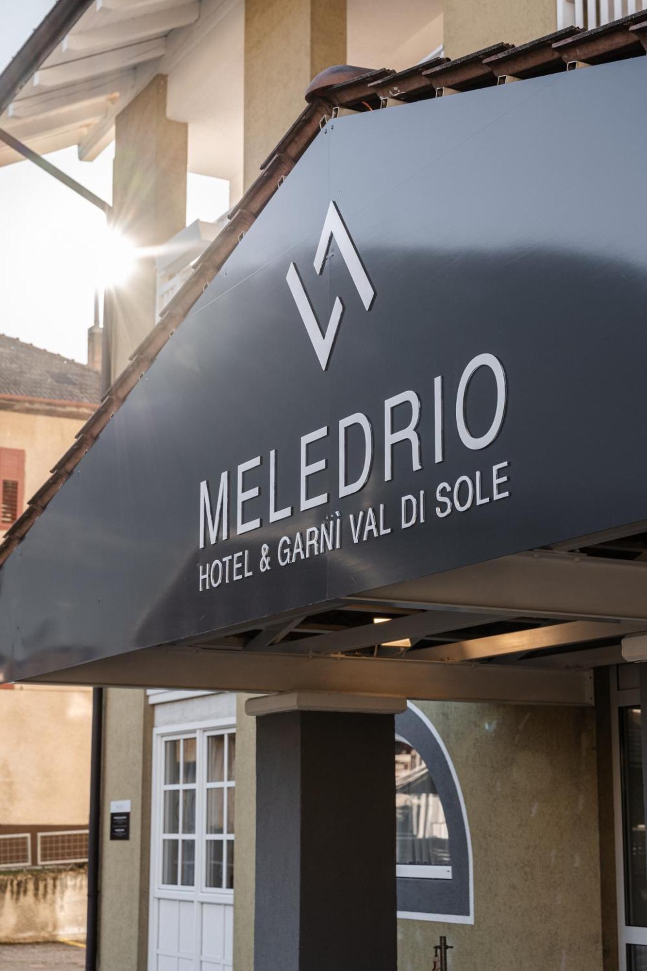 דימארו Hotel Garni Meledrio מראה חיצוני תמונה